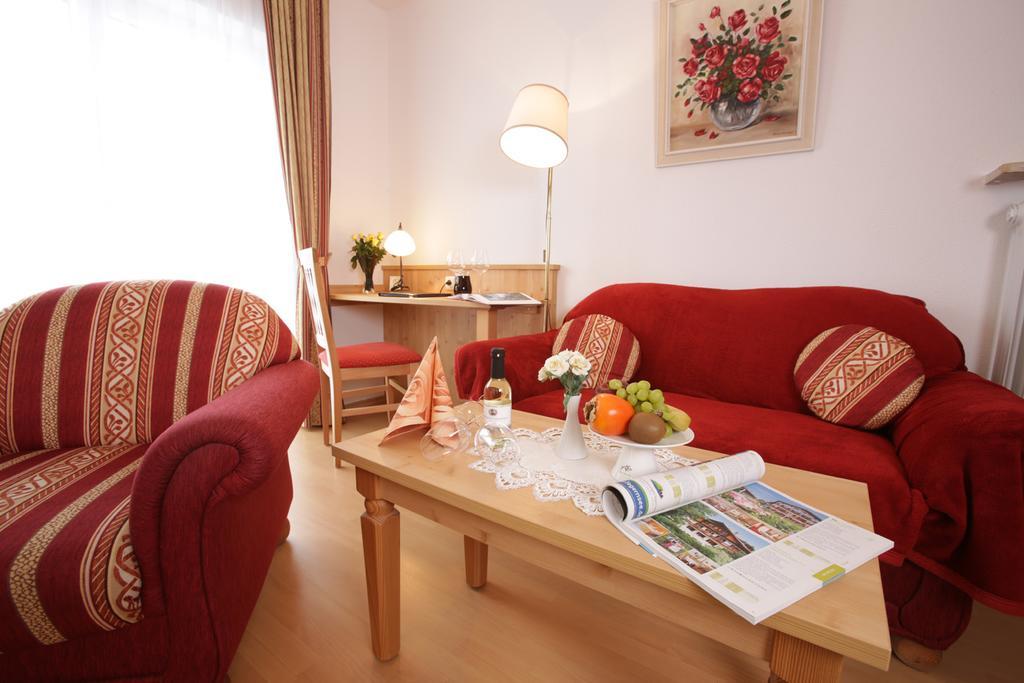 באד ווייסי Hotel Am Kureck מראה חיצוני תמונה