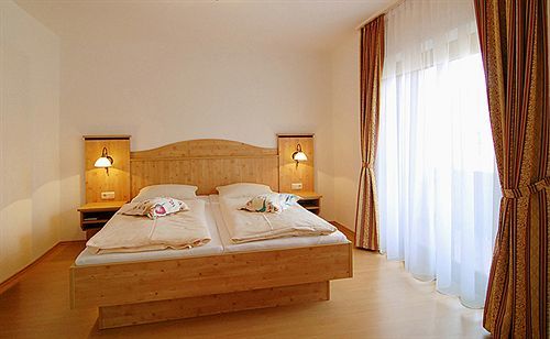 באד ווייסי Hotel Am Kureck מראה חיצוני תמונה